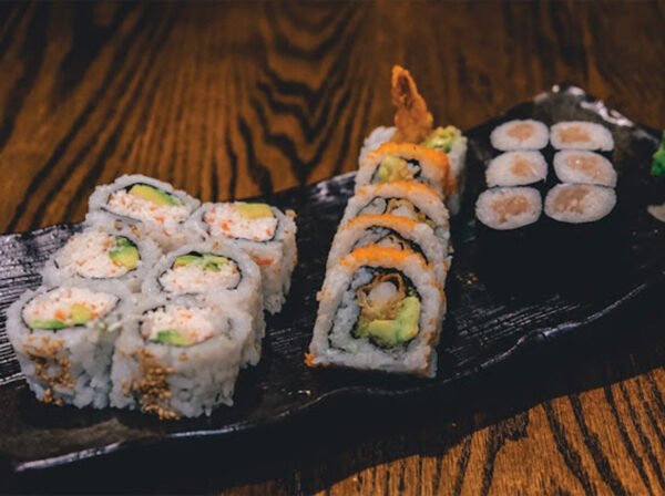 Roll Sushi Combo