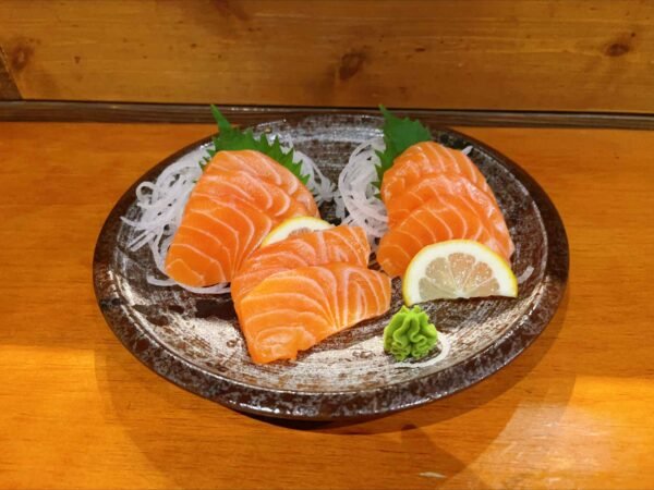 Salmon Sashimi (Half 5 Pcs)